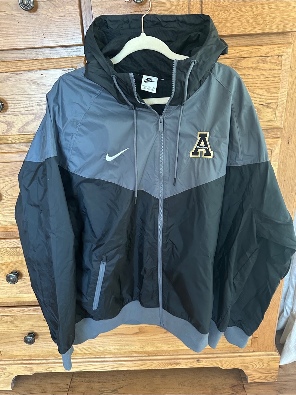 Nike Men’s Black & Gray Hooded Windrunner Jacket-Appalachian State